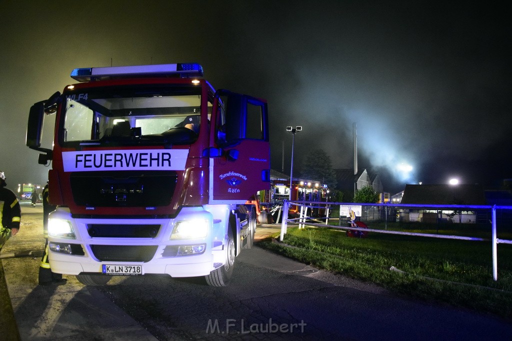 Feuer 4 Pulheim Sinnersdorf Chorbuschstr P241.JPG - Miklos Laubert